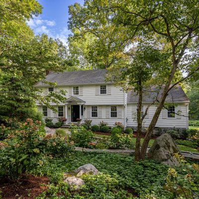 69 Mariomi Rd, New Canaan, CT 06840