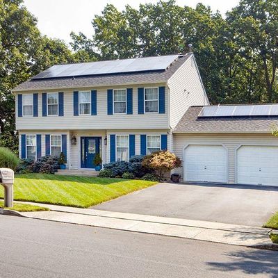 86 Orlando Dr, Sicklerville, NJ 08081