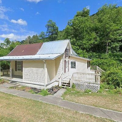 861 Allison Gap Rd, Saltville, VA 24370