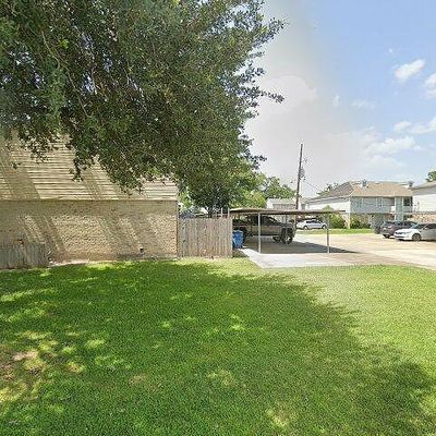 8682 Glen Meadow Ln, Beaumont, TX 77706