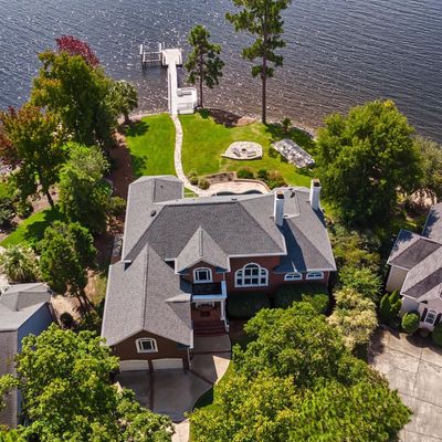 885 Island Point Ln, Chapin, SC 29036