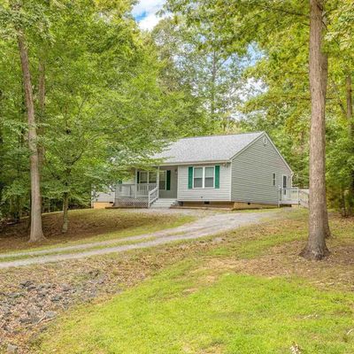 90 Riverside Dr, Palmyra, VA 22963