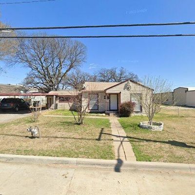 909 S Canton Dr, Fort Worth, TX 76112