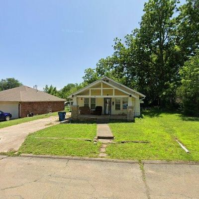 911 E 3 Rd St, Cushing, OK 74023