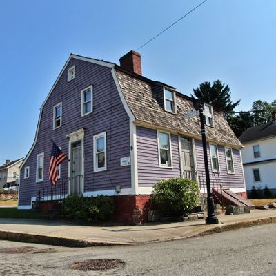 92 Washington St, New London, CT 06320