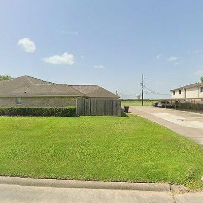 9210 Glen Meadow Ln, Beaumont, TX 77706