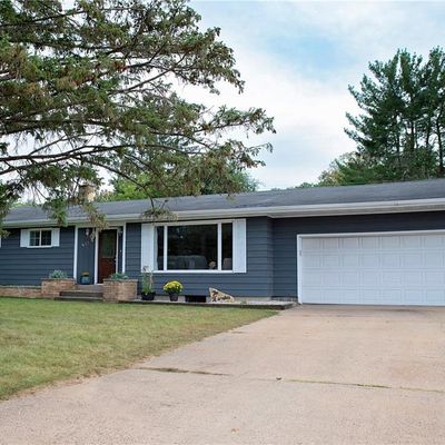 927 Bartlett Ave, Altoona, WI 54720