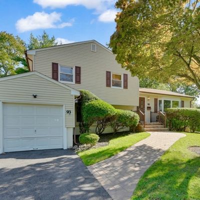 93 Vere Ter, Livingston, NJ 07039