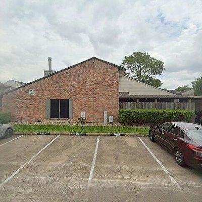 9351 Westwood Village Dr #27, Houston, TX 77036