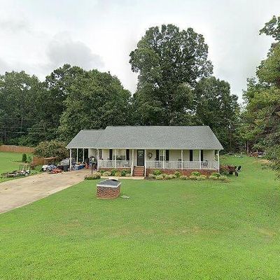 947 Spring Lake Dr, Iron Station, NC 28080