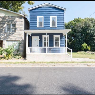 8 Eakin St, Salem, NJ 08079