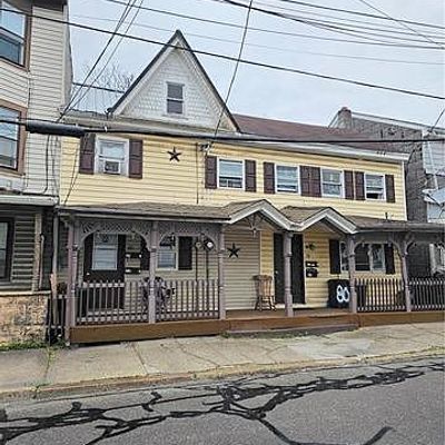 80 Hunter St, Tamaqua, PA 18252