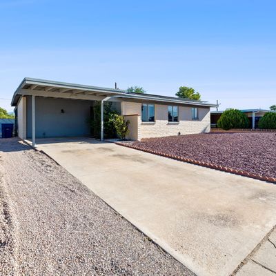 8001 E Nicaragua Dr, Tucson, AZ 85730