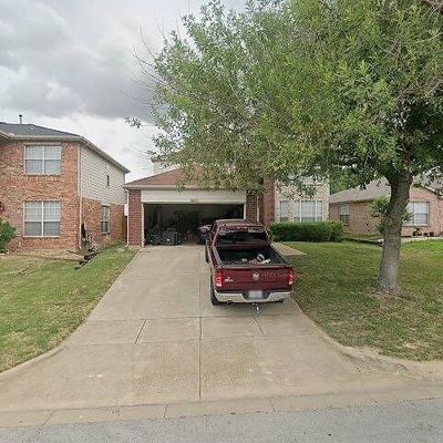 8035 Southern Pine Way, Fort Worth, TX 76123