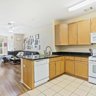 8045 Newell St #223, Silver Spring, MD 20910