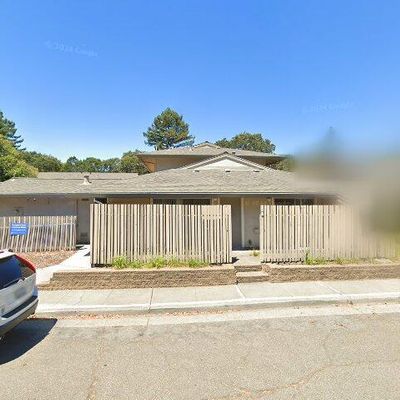 81 Roundtree Blvd, San Rafael, CA 94903