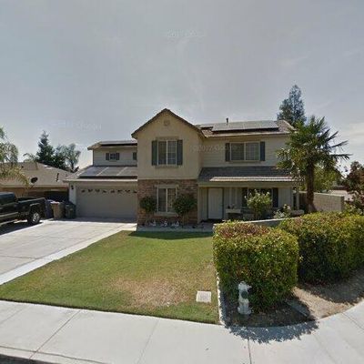 8101 Wolfpack Dr, Bakersfield, CA 93313