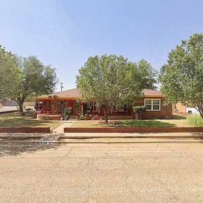 812 N 13 Th St, Lamesa, TX 79331