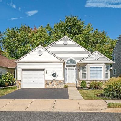 82 Saint Andrews Blvd, Royersford, PA 19468