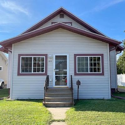 823 Thayer St, Rhinelander, WI 54501