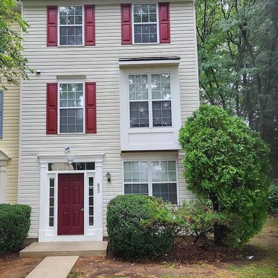 833 English Chestnut Dr, Hyattsville, MD 20785