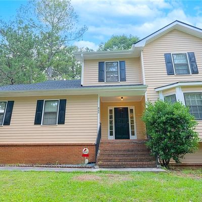 845 Pine Ridge Dr, Stone Mountain, GA 30087