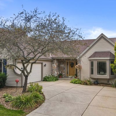 W171 N10323 Wildrose Ln, Germantown, WI 53022