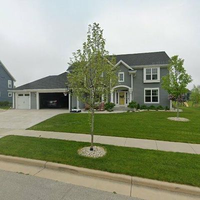 W79 N388 Prairie View Rd, Cedarburg, WI 53012