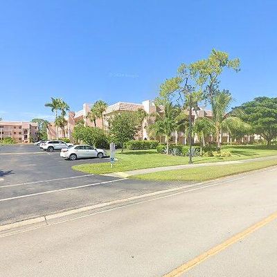 100 Forest Lakes Blvd #305, Naples, FL 34105