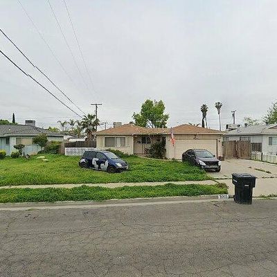 1001 E Myrtle St, Hanford, CA 93230