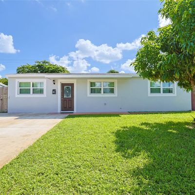 1001 N 70 Th Ave, Hollywood, FL 33024