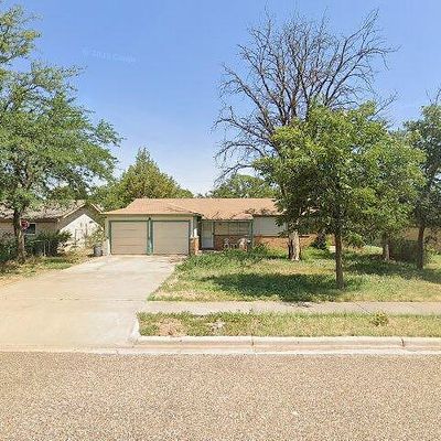 1005 13 Th St, Shallowater, TX 79363