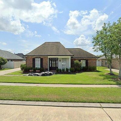 1011 Rebecca Dr, Houma, LA 70360