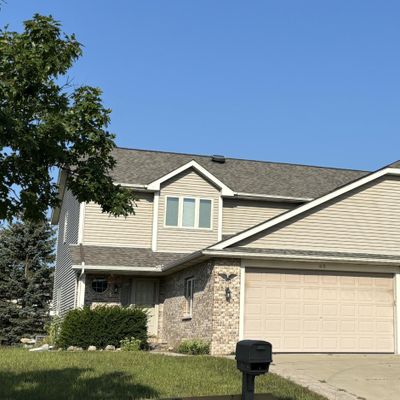 1018 Autumn Dr, West Bend, WI 53090