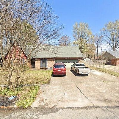 1019 Snowden Dr, West Memphis, AR 72301