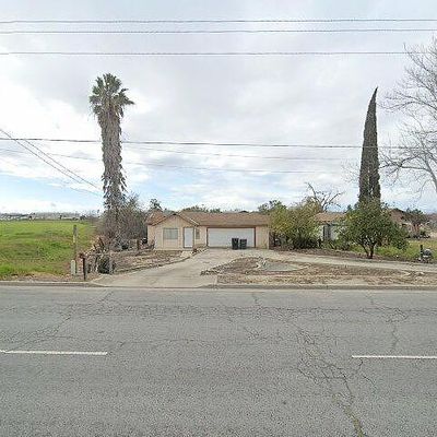 1023 N Main St, Livingston, CA 95334