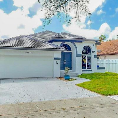 10338 Santiago St, Hollywood, FL 33026