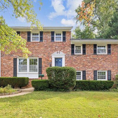 9905 Fernwood Rd, Bethesda, MD 20817