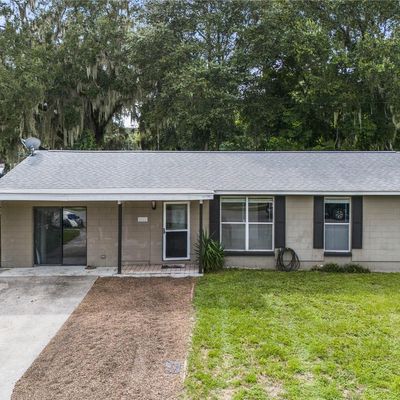 1111 Flamingo Dr, Leesburg, FL 34748