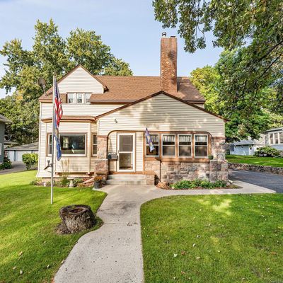 1124 Summit Ave, Detroit Lakes, MN 56501