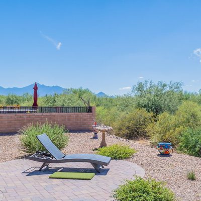 1125 N Broken Hills Dr, Green Valley, AZ 85614