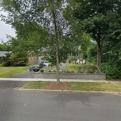 114 Midland Ave, Glen Ridge, NJ 07028