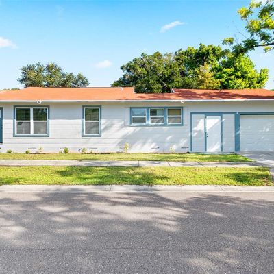 1144 46 Th St S, Saint Petersburg, FL 33711