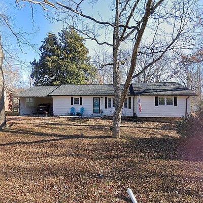 115 S Poplar Ave, Landrum, SC 29356