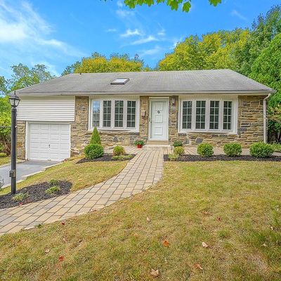 116 Holly Rd, Broomall, PA 19008