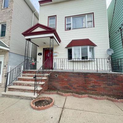 118 Williams Ave, Jersey City, NJ 07304