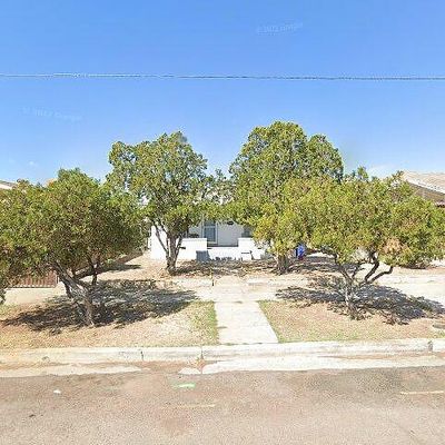 1207 N Stevens St, El Paso, TX 79903