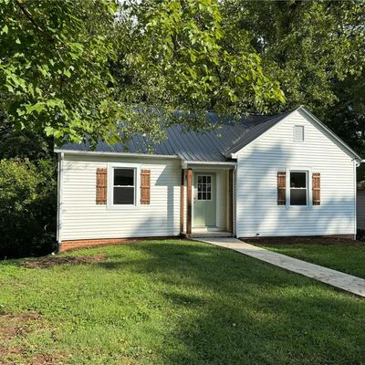 121 Harris Ave, Elkin, NC 28621