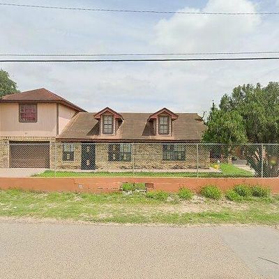 105 Elias Lopez Blvd, Rio Grande City, TX 78582