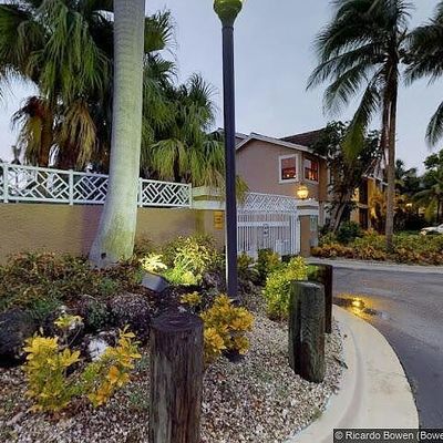 10560 Sw 156th Pl, Miami, FL 33196